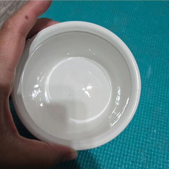 White dolomite Dish with Lamb Shaped Lid - Picture 5 of 7